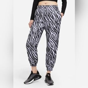 NWT Nike Icon Clash Women's Zebra Print Jogger Pants